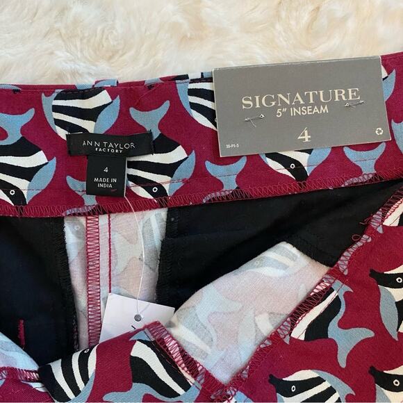 Ann Taylor Chino Purple Fish Signature 5” Inseam Shorts Size 4 Women - Picture 6 of 12